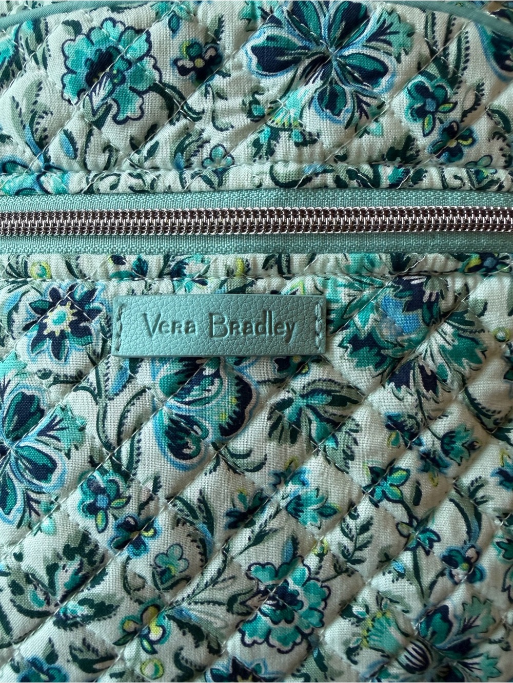 🌸 Vera Bradley Campus Backpack in Cloud Vine - Excellent Condition! - Picture 2 of 3